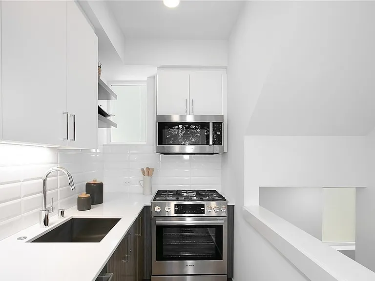 3803 23rd Ave W #W — Photo 8