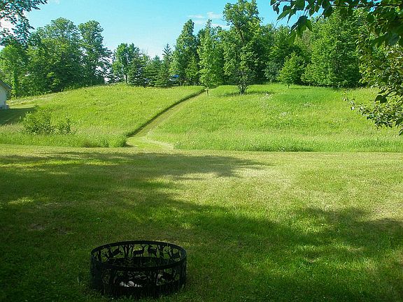3rd image of 66461 Island Lake Ln