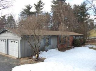 20 Ridgewood Cir, West Brookfield, MA 01585
