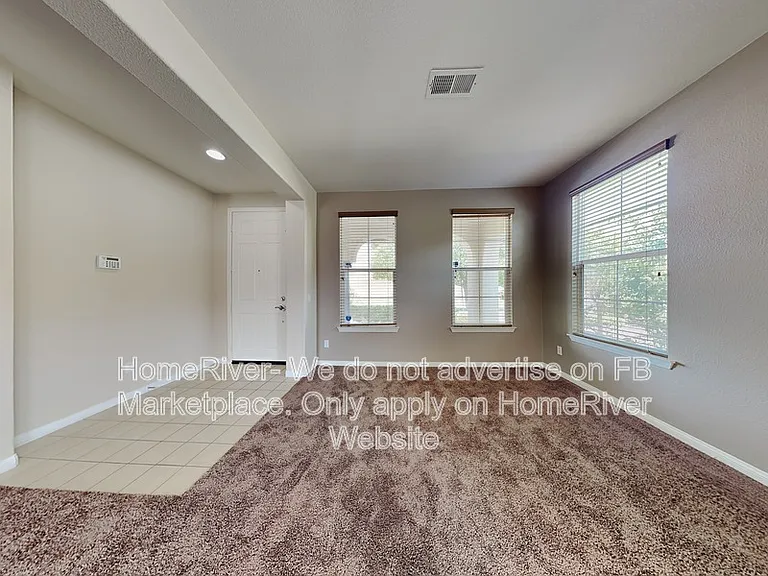 23655 Glazebrook Rd — Photo 3