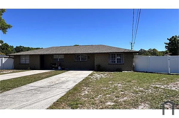 Building Photo - 6810 Thomas Cir #A