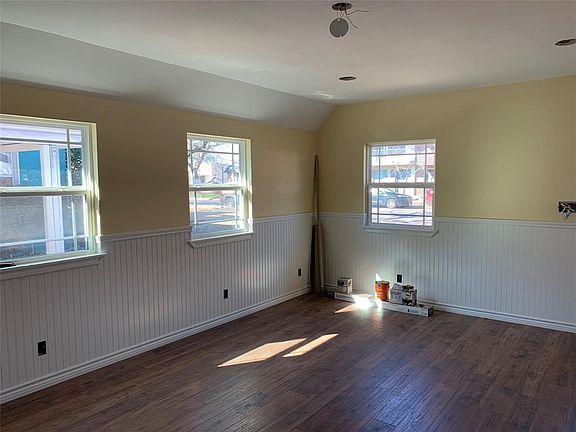 3rd image of 330 E McNeill St #B