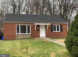 11824 Huggins Dr, Silver Spring, MD 20902