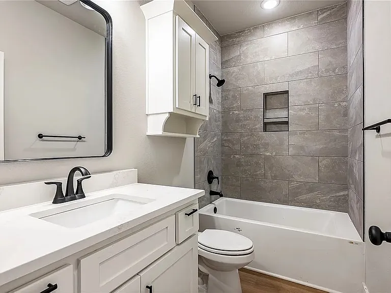 68 Kirkwall Dr — Photo 12