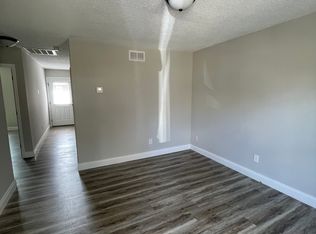 100 W Pine St #1, Nortonville, KY 42442
