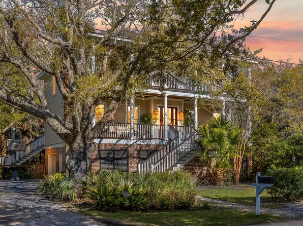 7 William St, Mount Pleasant, SC 29464