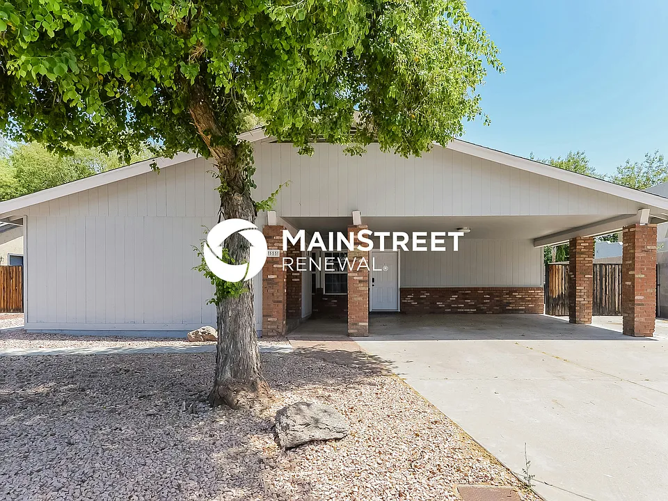 555 N Elm