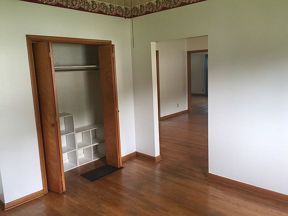 5th image of 39 Amasa Ave