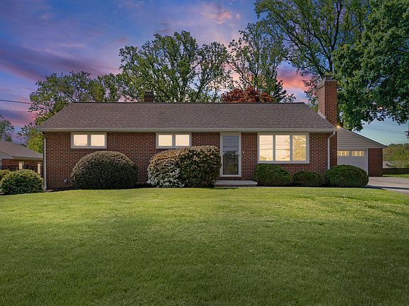 4th image of 407 Plumtree Rd
