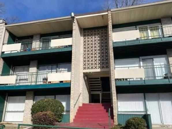 9282 Adelphi Rd Floor 2, Hyattsville, MD 20783