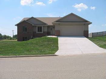 1st image of 501 Woodhaven Ct