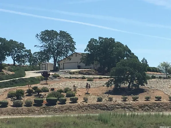 9513 Dolorosa St, La Grange, CA 95329
