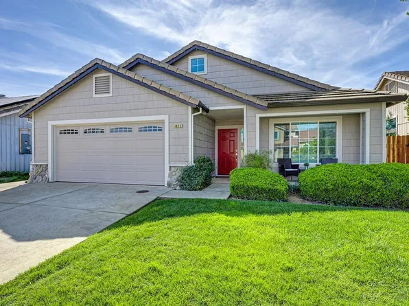 1825 Whiting Ct, Dixon, CA 95620