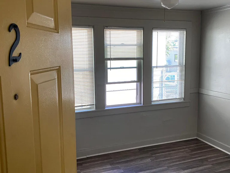 277 Scofield Ave #2 — Photo 7