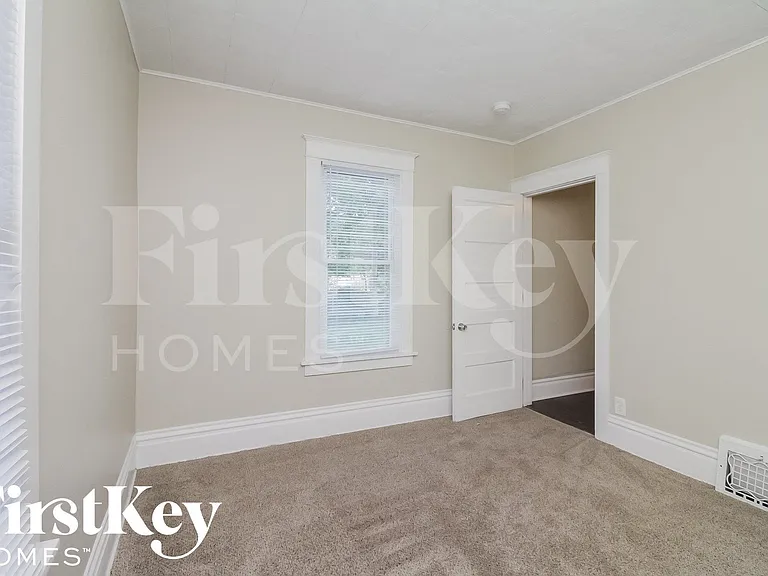 804 Fulton St — Photo 12