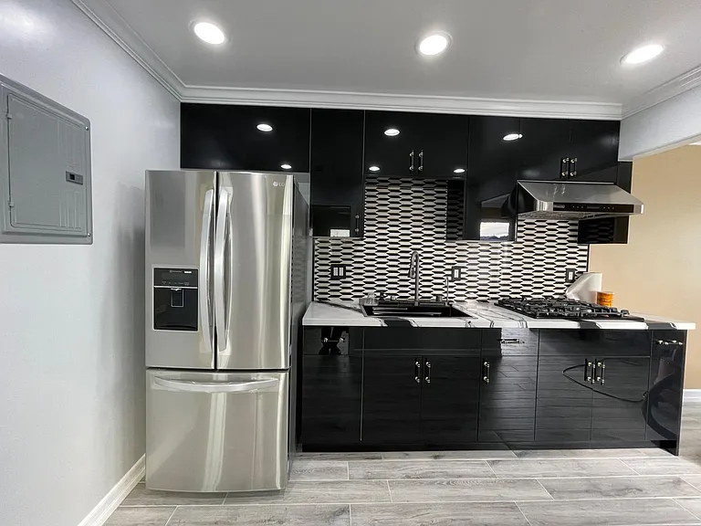 9503 Skylark Blvd — Photo 3