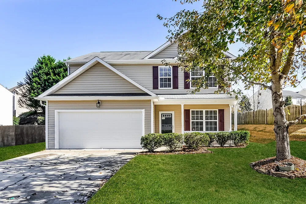 3 bed, 2.5 bath, 1925 sqft, $2,095 — Photo 1