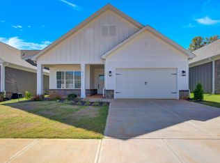 6701 Loebner Ct, Sherrills Ford, NC 28673