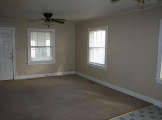 913 E 12th Ave, Emporia, KS 66801