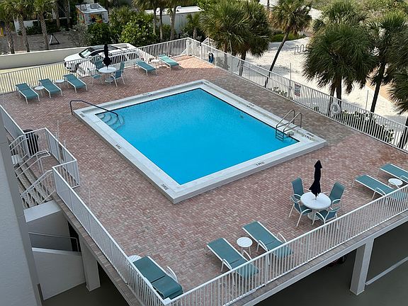4th image of 11000 Gulf Blvd APT 605