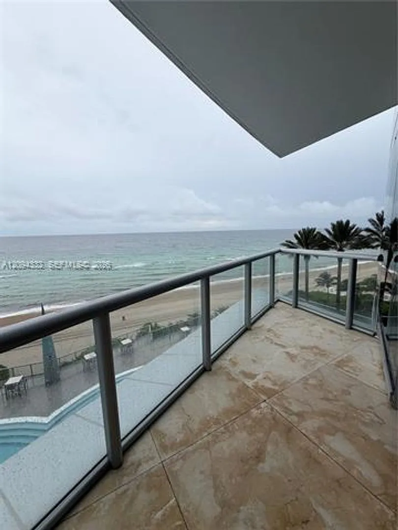 17121 Collins Ave cu-904, Sunny Isles Beach, FL 33160 — Photo 2