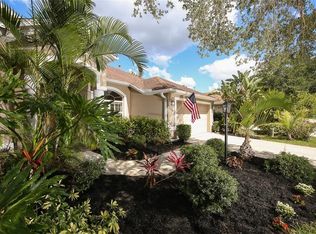 10604 Old Grove Cir, Bradenton, FL 34212