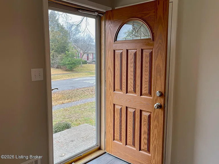 9019 Brandywyne Dr — Photo 24