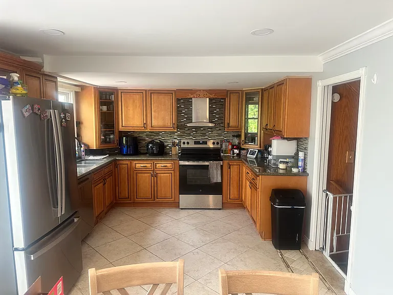 902 Garden City Dr — Photo 13
