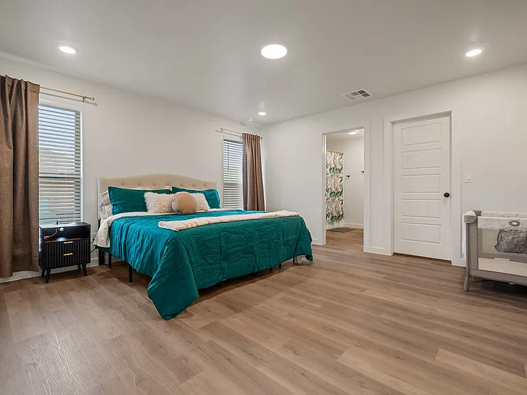 2125 Langford Ave — Photo 24