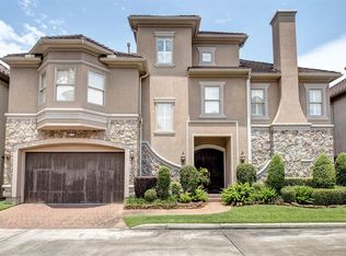 7726 N Hunters Creekway Dr, Houston, TX 77055