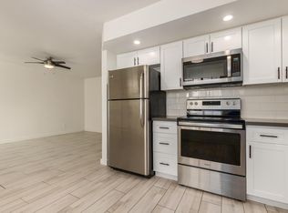 3605 N 36th St APT 211, Phoenix, AZ 85018