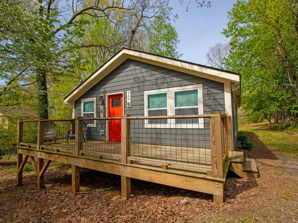 349 McCoy Cove Rd, Black Mountain, NC 28711