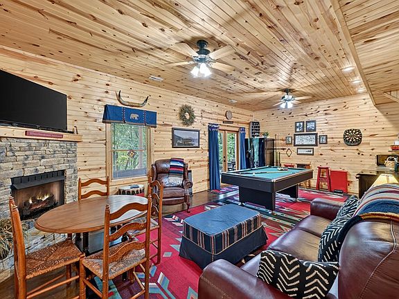4th image of 171 Mountain Lake Cir