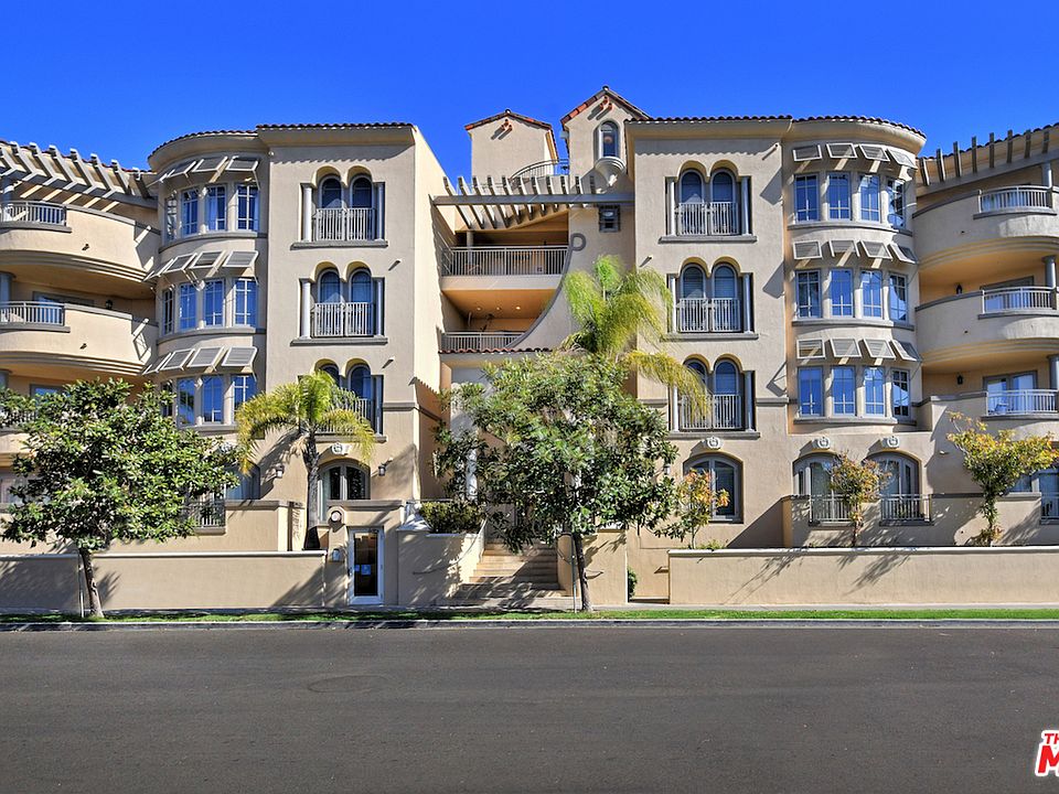 1st image of 1000 Granville Ave APT 301