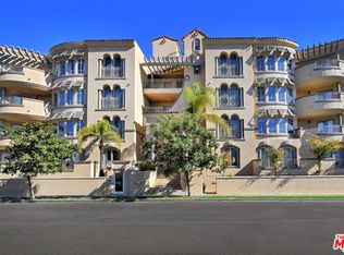 1000 Granville Ave APT 301, Los Angeles, CA 90049