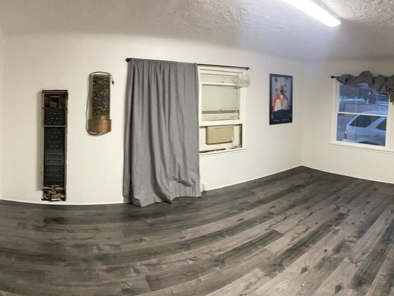2nd image of 11254 Roswell Ave