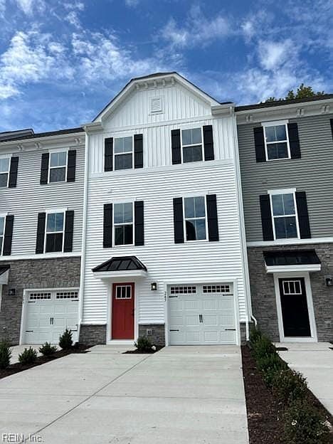 1st image of 245 Falcon Ave