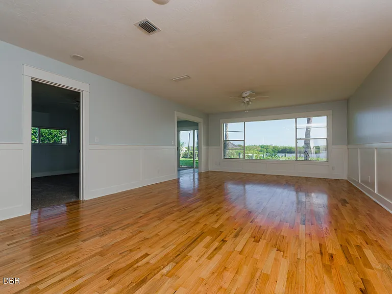 1216 Harbour Point Dr — Photo 11