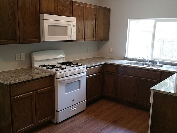 2nd image of 4901 Scarsdale Dr