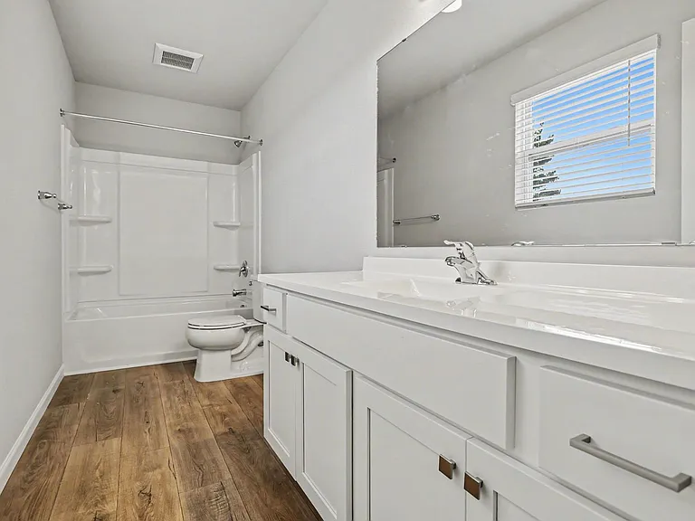 1030 Maple Ave — Photo 18