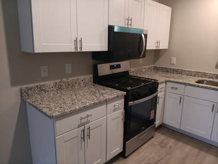 1201 South Main St — Photo 29