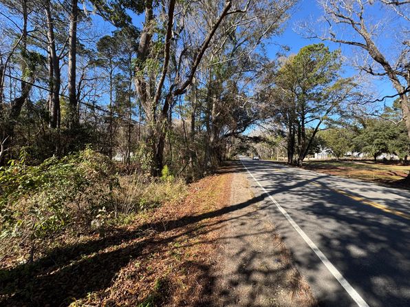 2040 River Rd, Johns Island, SC 29455