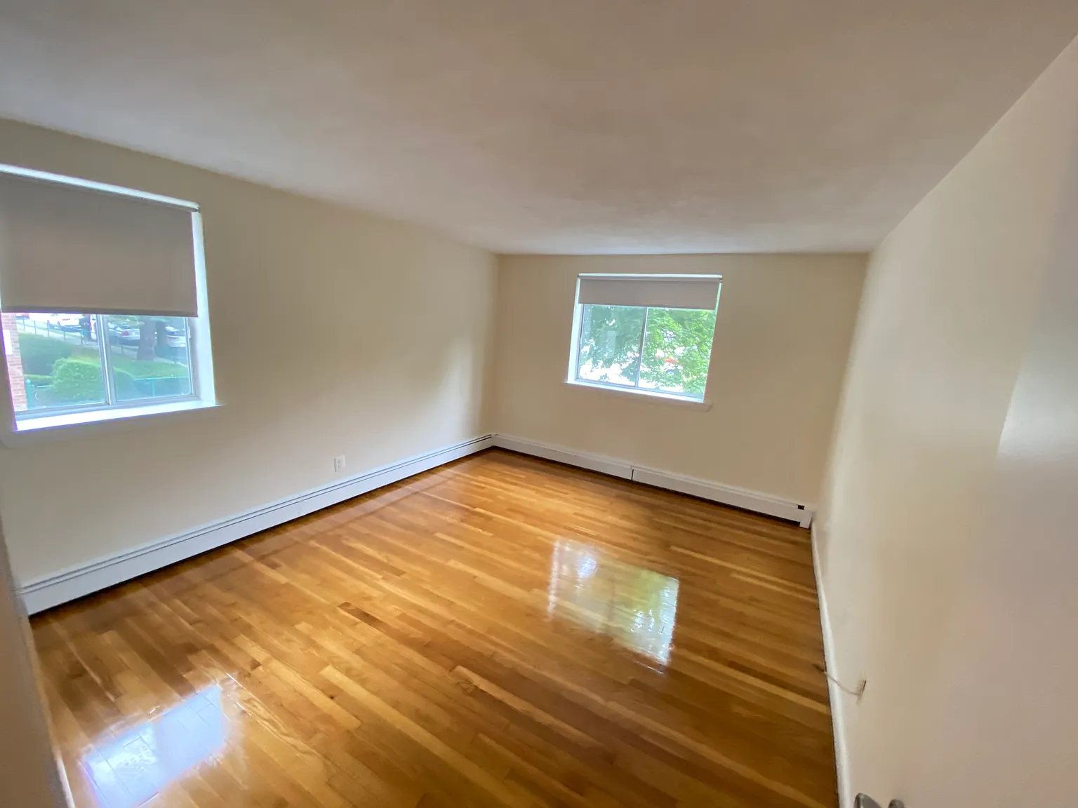 2 bed, $3,100 — Photo 3
