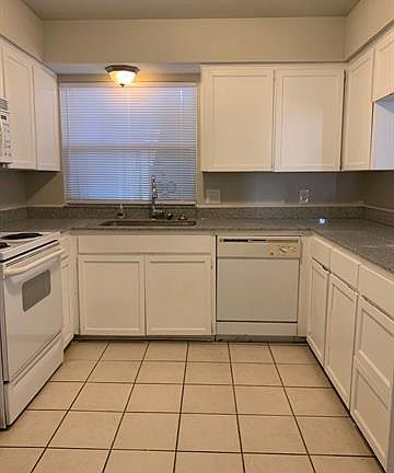 4th image of 2234 Chase Ct #2236