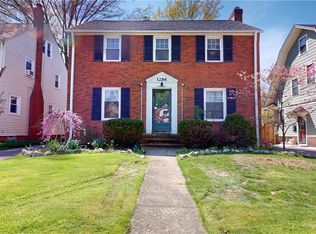 1286 Cleveland Heights Blvd, Cleveland Heights, OH