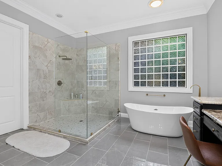 9805 Strike The Gold Ln — Photo 19