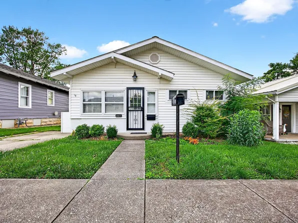 1017 Q St, Bedford, IN 47421