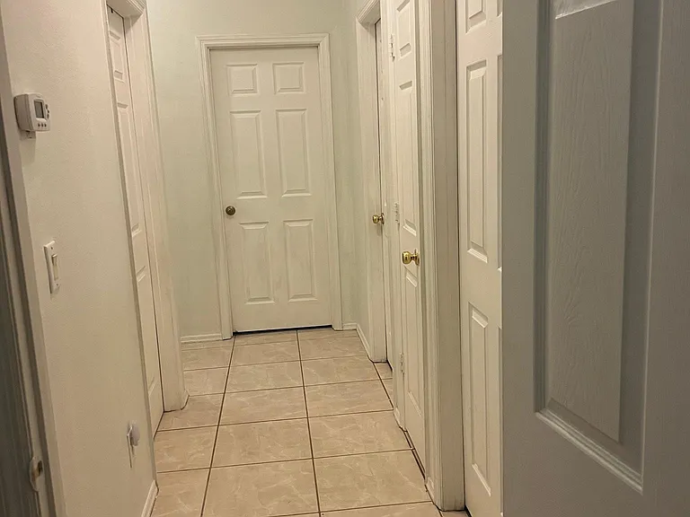 710 Lake Biscayne Way — Photo 28