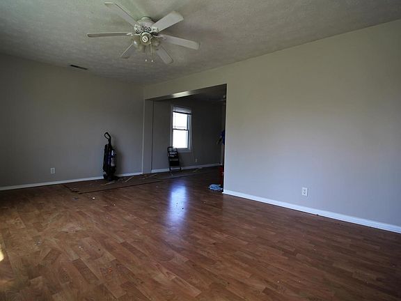 4th image of 1436 Kenilworth Dr