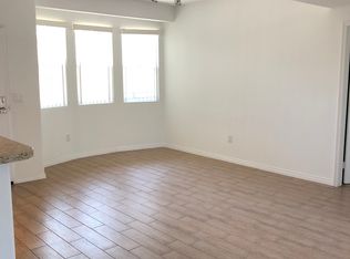 11925 2/2 Kling St #K-101, Valley Village, CA 91607
